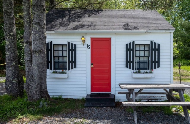 This Cottage 