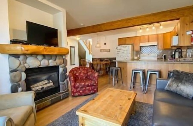 Riverside Storey Townhouse 