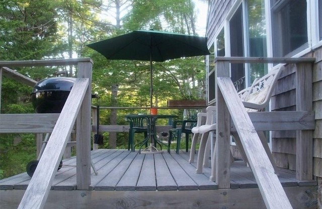 Maine Cottage 