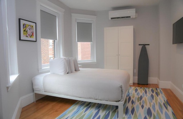 A Stylish Stay w/a Queen Bed, Heated Floors. #32