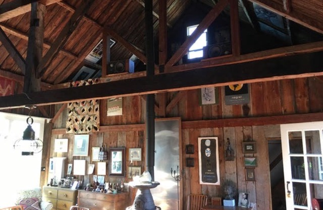Farmhouse at the Beach-Lovely, sweet Lincolnville Beach, charming period home