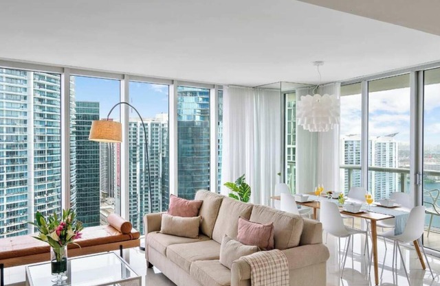 Spacious Brickell Suite with Dedicated Workspace