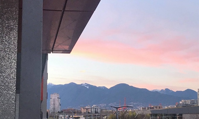 Southeast False Creek Condo | 1-bed pet-friendly Olympic Village condo with pool & hot tub, 5 min from seawall