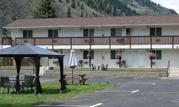 Okanagan-Similkameen Hotel | 33 m² Motel ∙ 4 guests