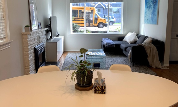 Lower Lonsdale House | 4 Bedroom home in the heart of Lonsdale