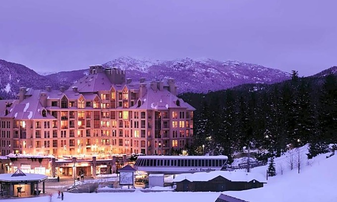 Whistler Village Hotel | 4-Star Hotel ∙ Pan Pacific Whistler Mountainside
