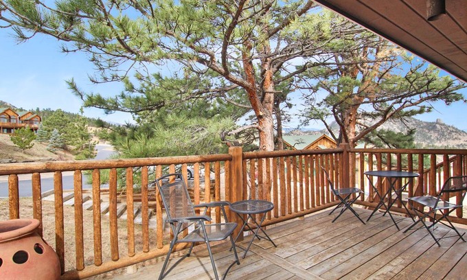 Estes Park Condo | 60 m² Condo ∙ 1 bedroom ∙ 4 guests