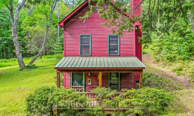 Schroon Lake House | 77 m² House ∙ 2 bedrooms ∙ 6 guests