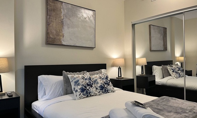 Southeast False Creek Condo | Fantastic Olympic Village 1BR+Den with A/C