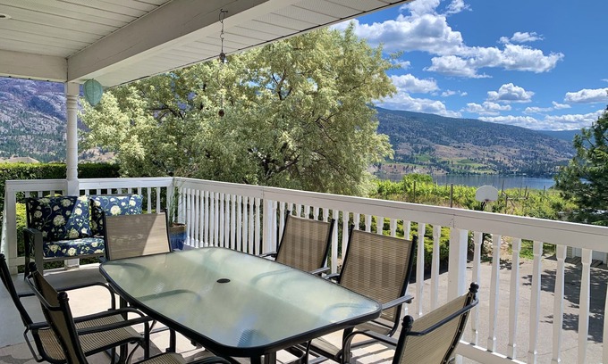 Okanagan-Similkameen Bed & Breakfast | Full house with private vineyard/orchard
