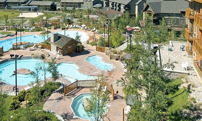 East Kootenay Condo | LARGE 3-Br 3-Ba | Ski In/Out | Pool & Hot Tubs | Central Upper Village Location