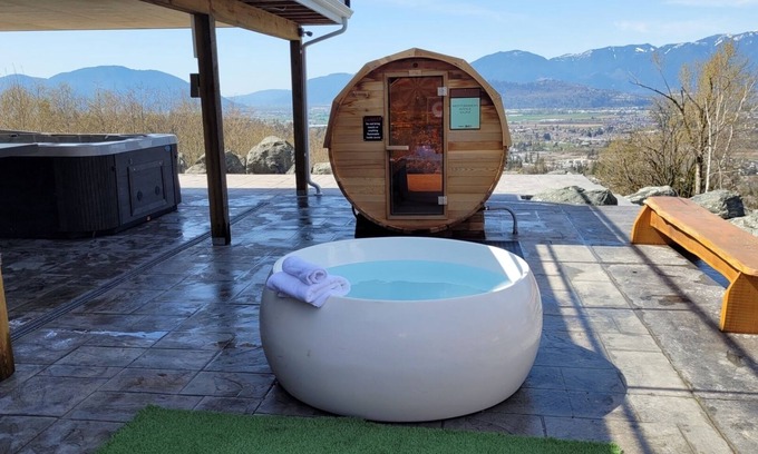 Promontory Resort | #MapleRockResorts - Weddings / Events / Sleeps over 100 people!!