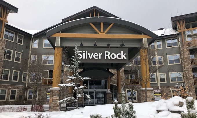 East Kootenay Condo | Spacious 1BR condo w King Bed, 5min to Fernie Alpine Resort, high speed internet