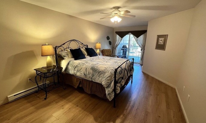 Okanagan-Similkameen Condo | Waterfront Condo on Skaha Lake - 12 Minutes South of Penticton