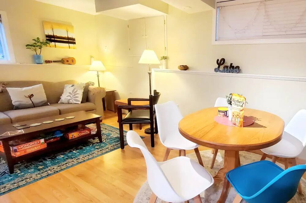 East Kootenay House | EVCharger/Fee Parking/Ski/Golf/BBQ/Awesomeness