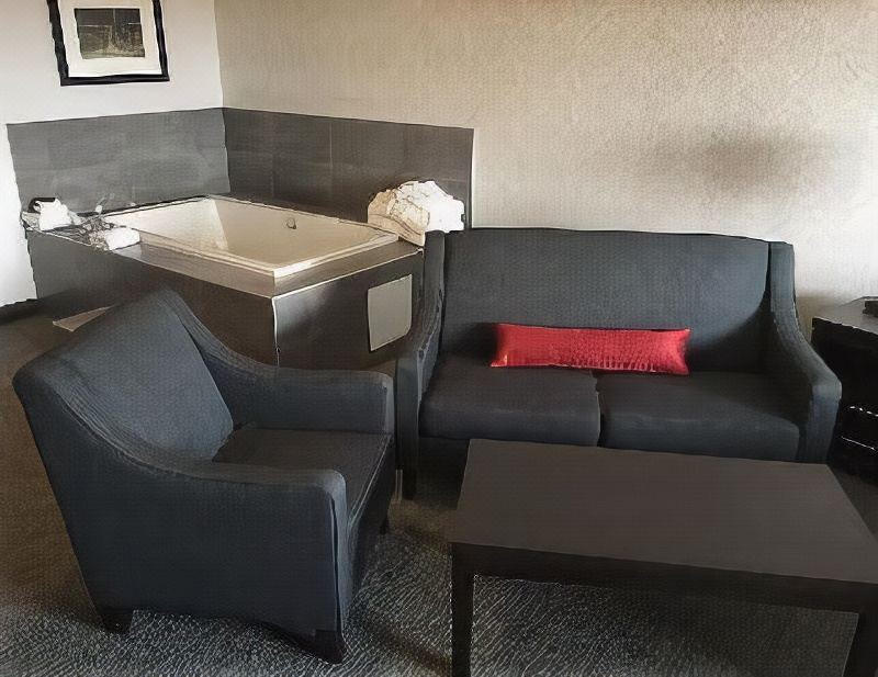 Photo of Livingroom in Leduc