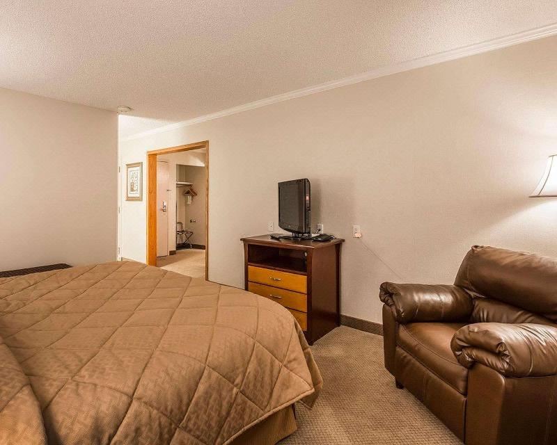 Photo of Bedroom in Red Deer