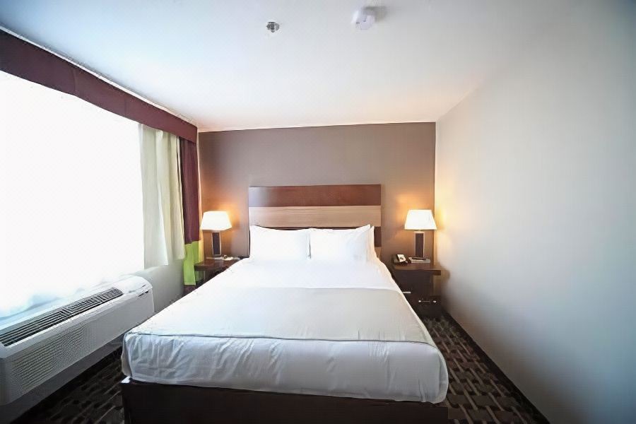 Photo of Bedroom in Leduc
