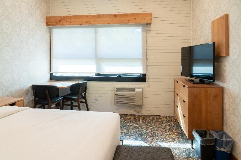 Photo of Bedroom in Banff