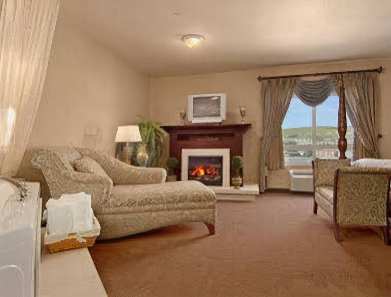 Photo of Livingroom in Drumheller