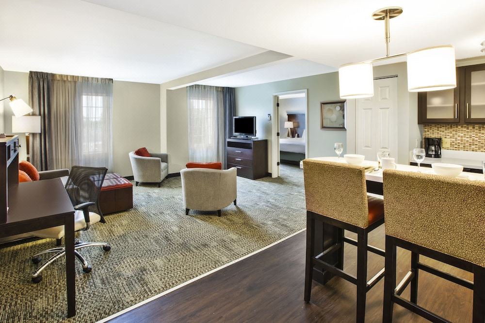 Photo of Livingroom in Mayfield Heights