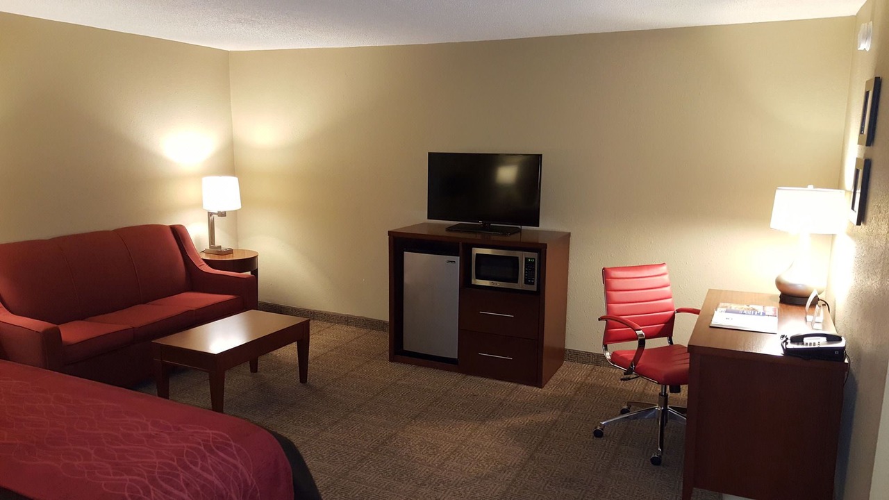 Photo of Livingroom in Mayfield Heights