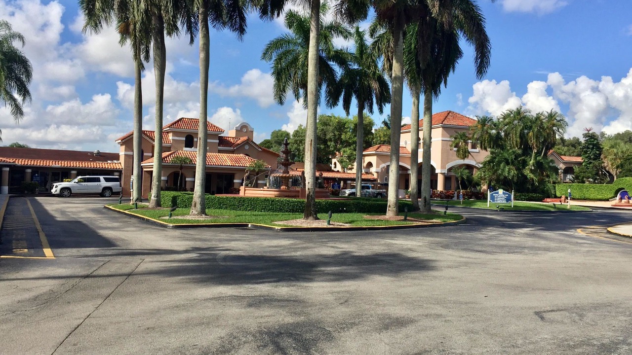 Photo of Others in Pembroke Pines