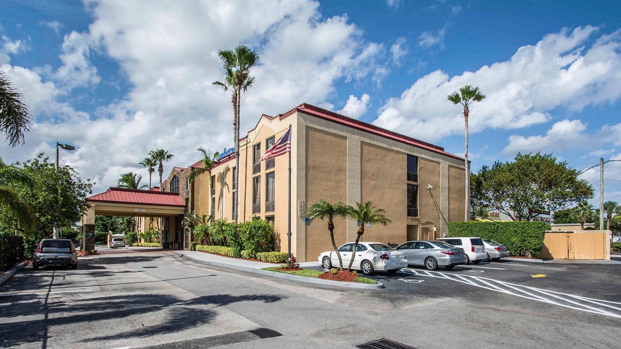 Photo of Buildings in Lantana