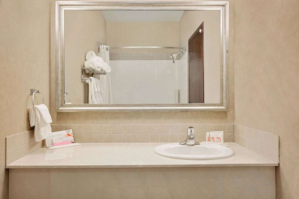 Photo of Bathroom in Stettler