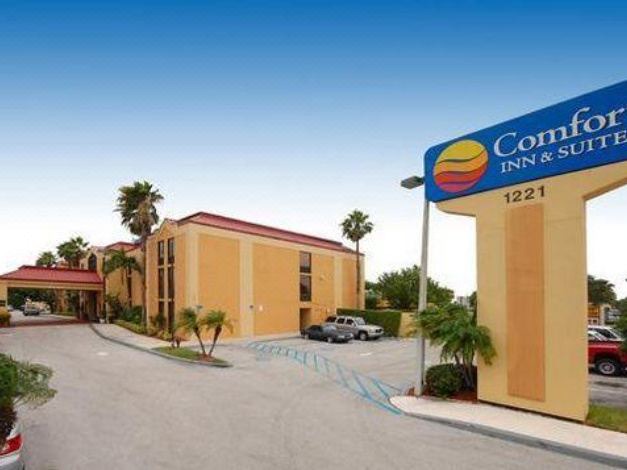 Photo of Buildings in Lantana