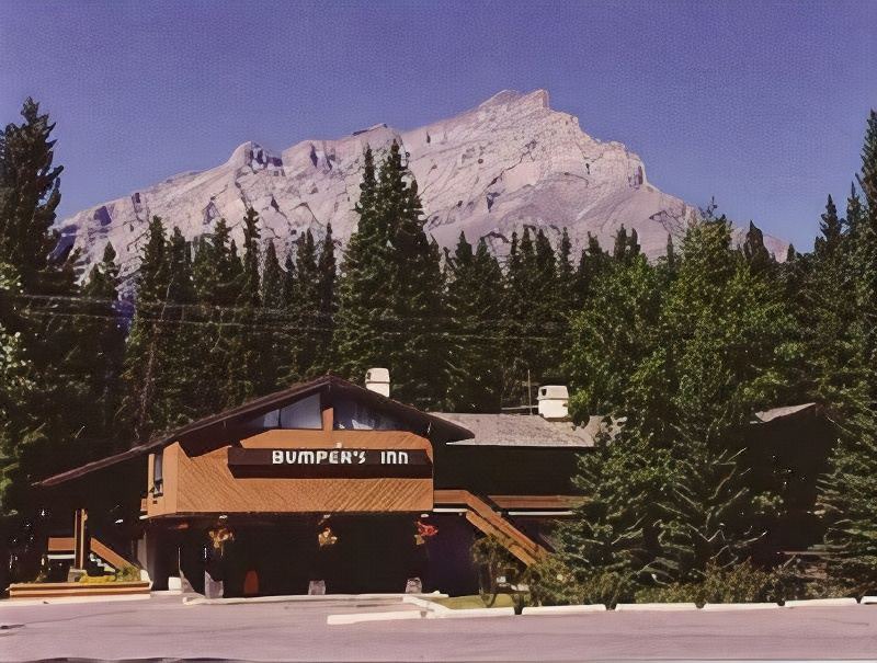 Photo of Others in Banff