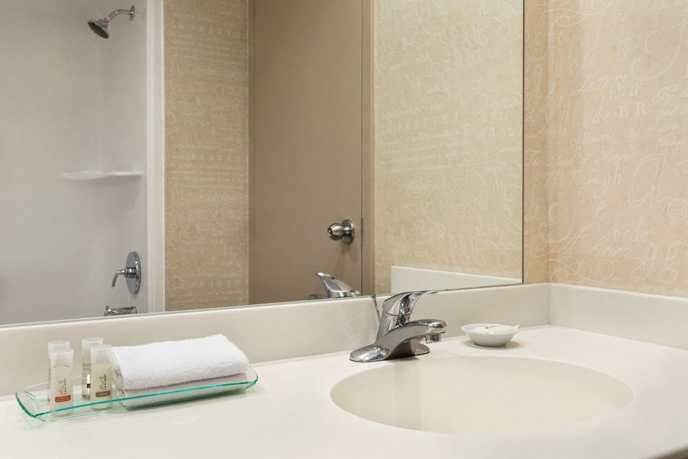 Photo of Bathroom in Leduc