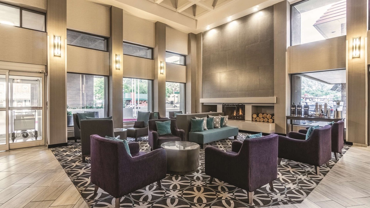 Photo of Livingroom in Glenwood Springs