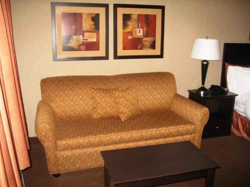 Photo of Livingroom in Stettler