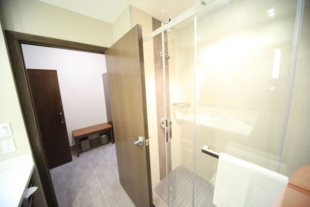 Photo of Bedroom in Leduc