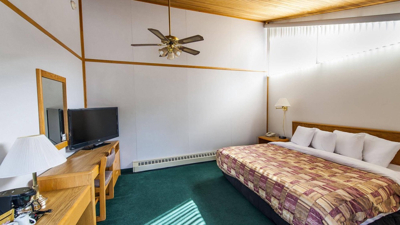 Photo of Bedroom in Banff