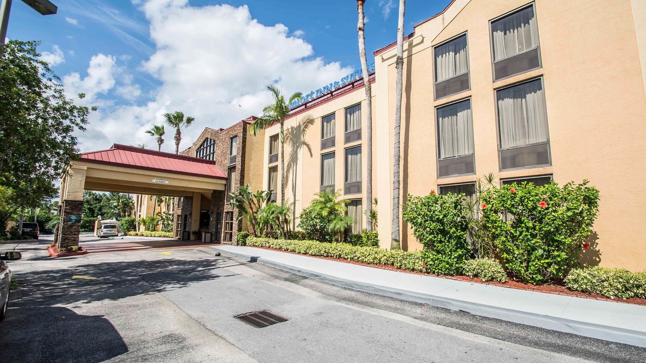 Photo of Buildings in Lantana