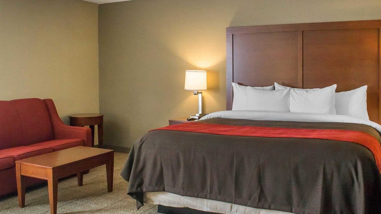 Photo of Bedroom in Mayfield Heights
