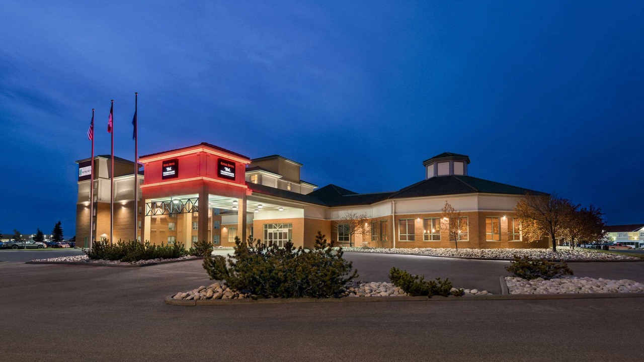 Photo of Buildings in Leduc