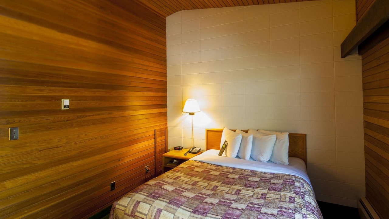 Photo of Bedroom in Banff