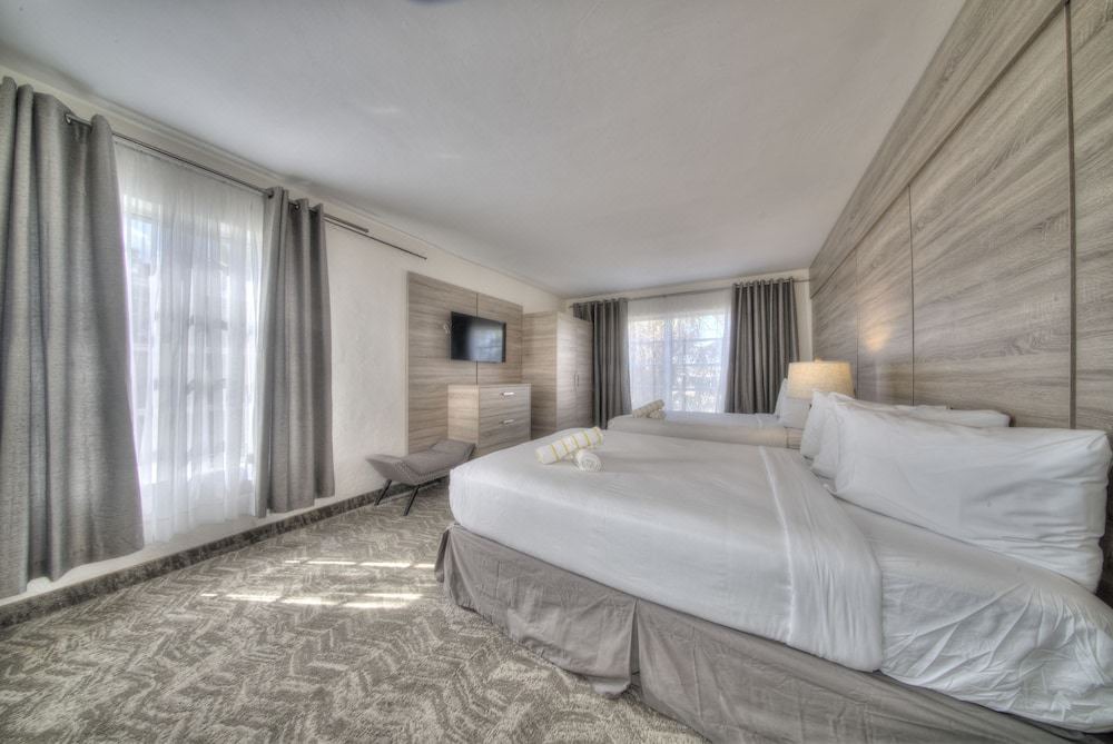 Photo of Bedroom in Pompano Beach