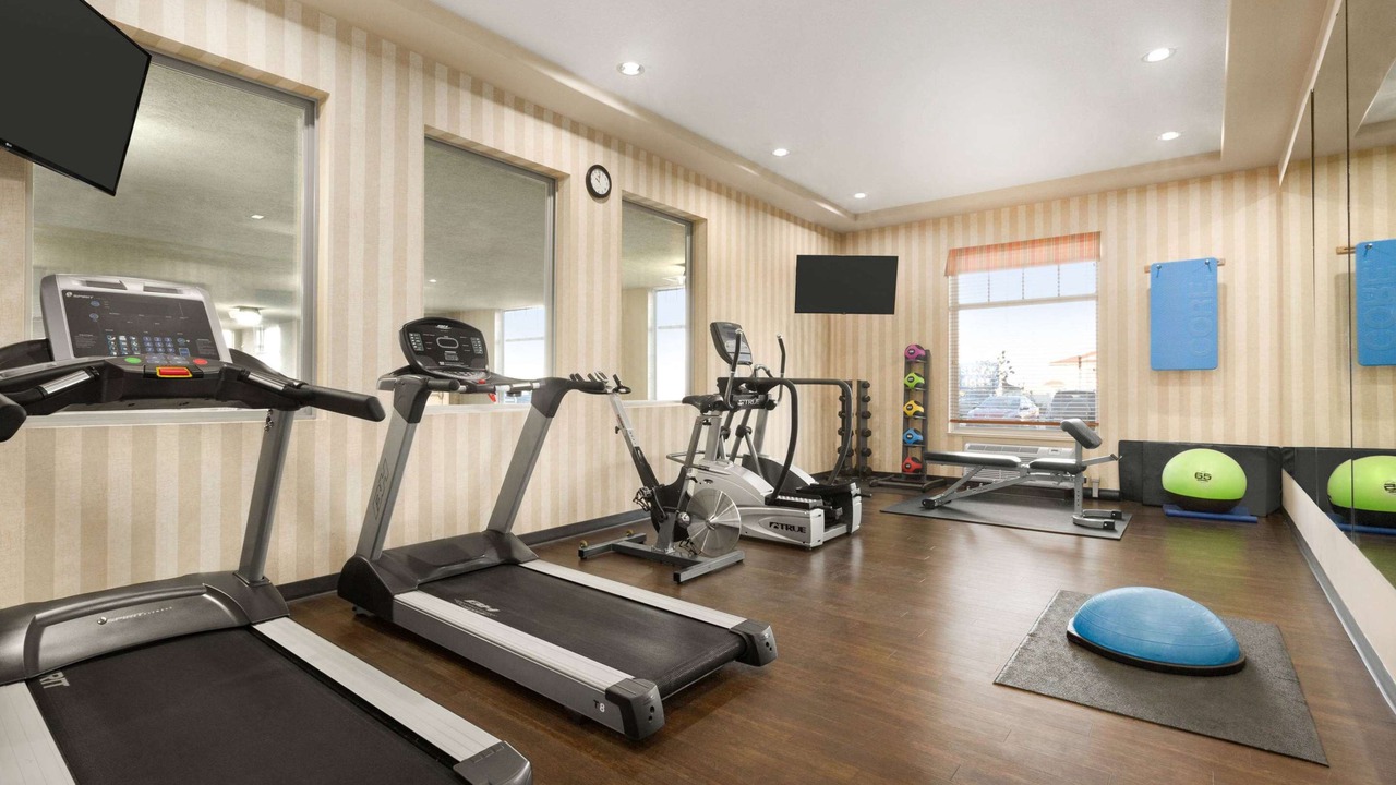 Photo of Livingroom in Leduc
