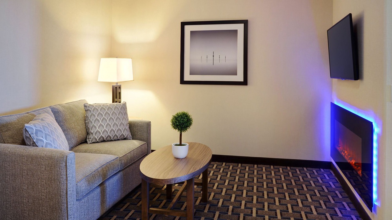 Photo of Livingroom in County of Vermilion River