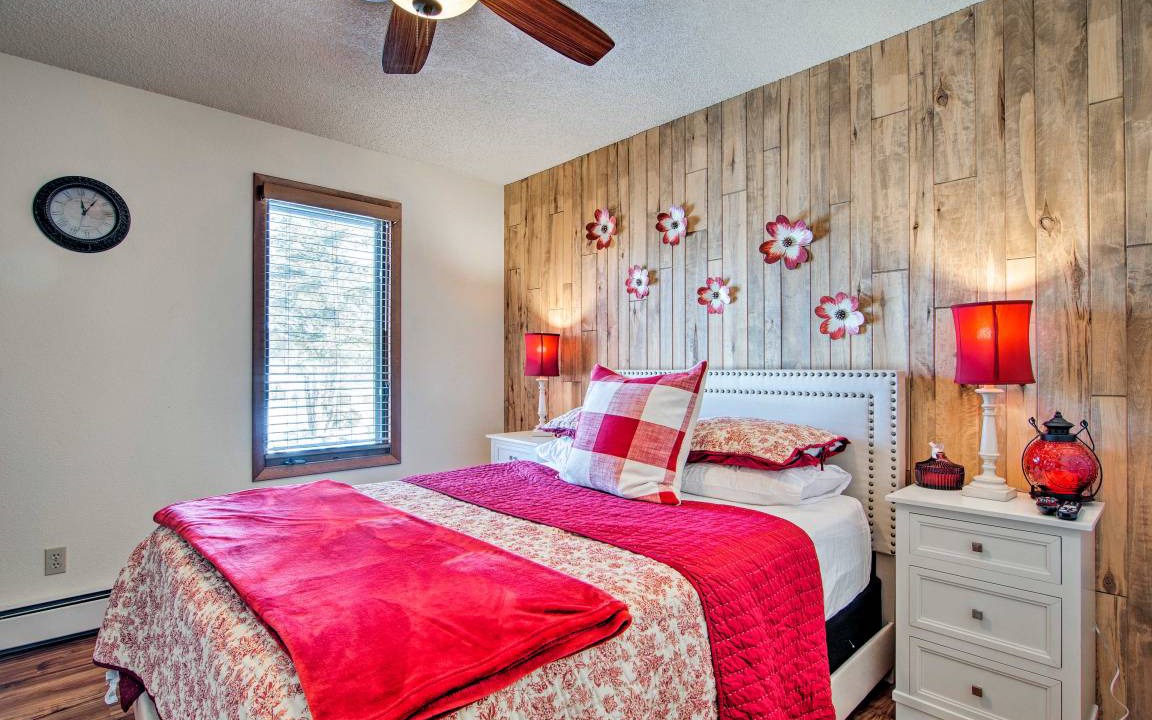 Photo of Bedroom in Estes Park