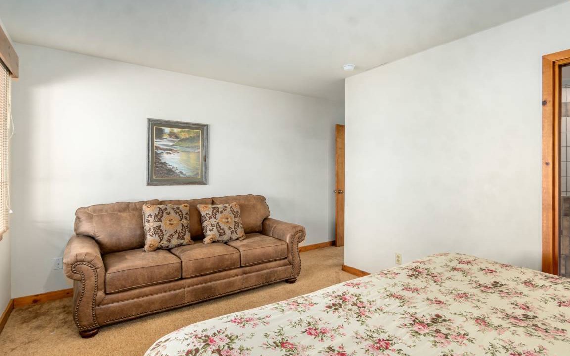 Photo of Bedroom in Estes Park