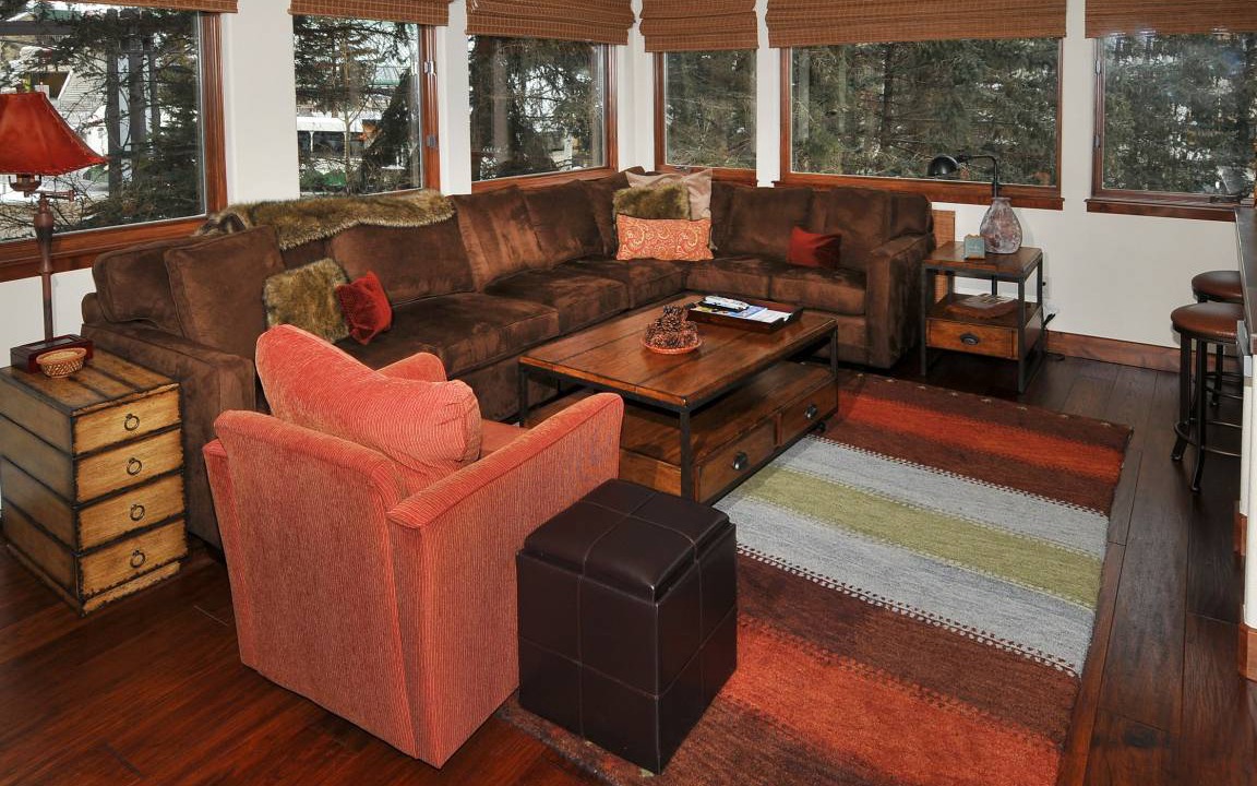 Photo of Livingroom in Vail