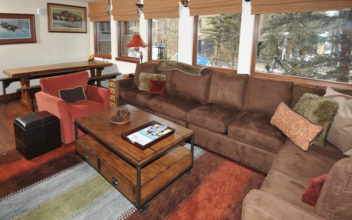 Photo of Livingroom in Vail