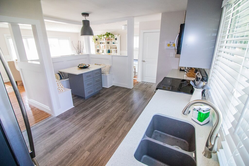 Photo of Livingroom in Jasper Place