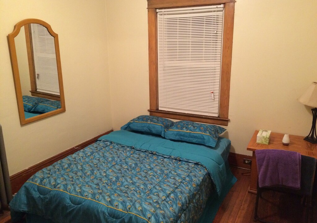 Photo of Bedroom in Little Italy