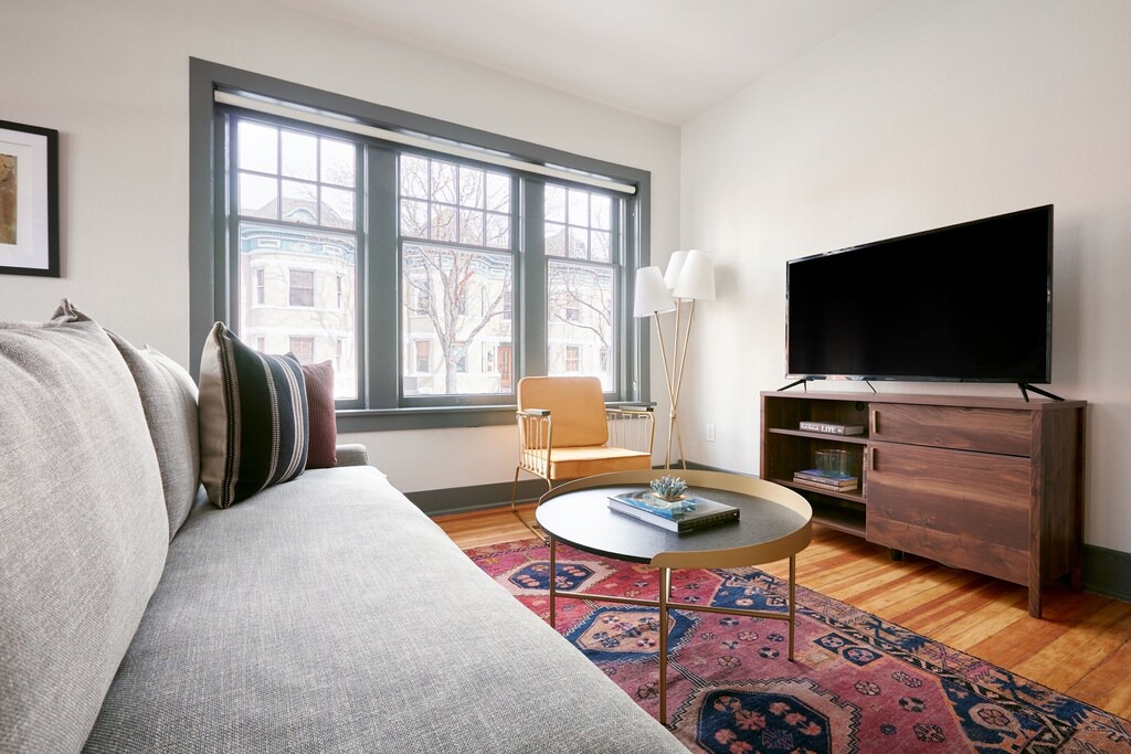 Photo of Livingroom in Uptown